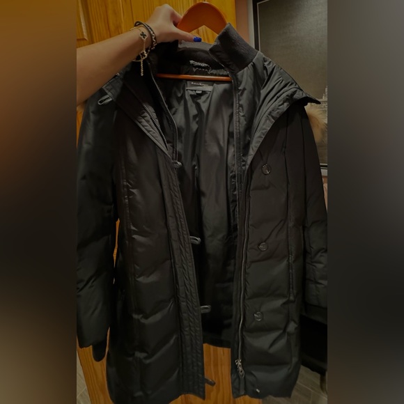 brand new mackage jacket worn twice doesn’t fit. best price takes it!!